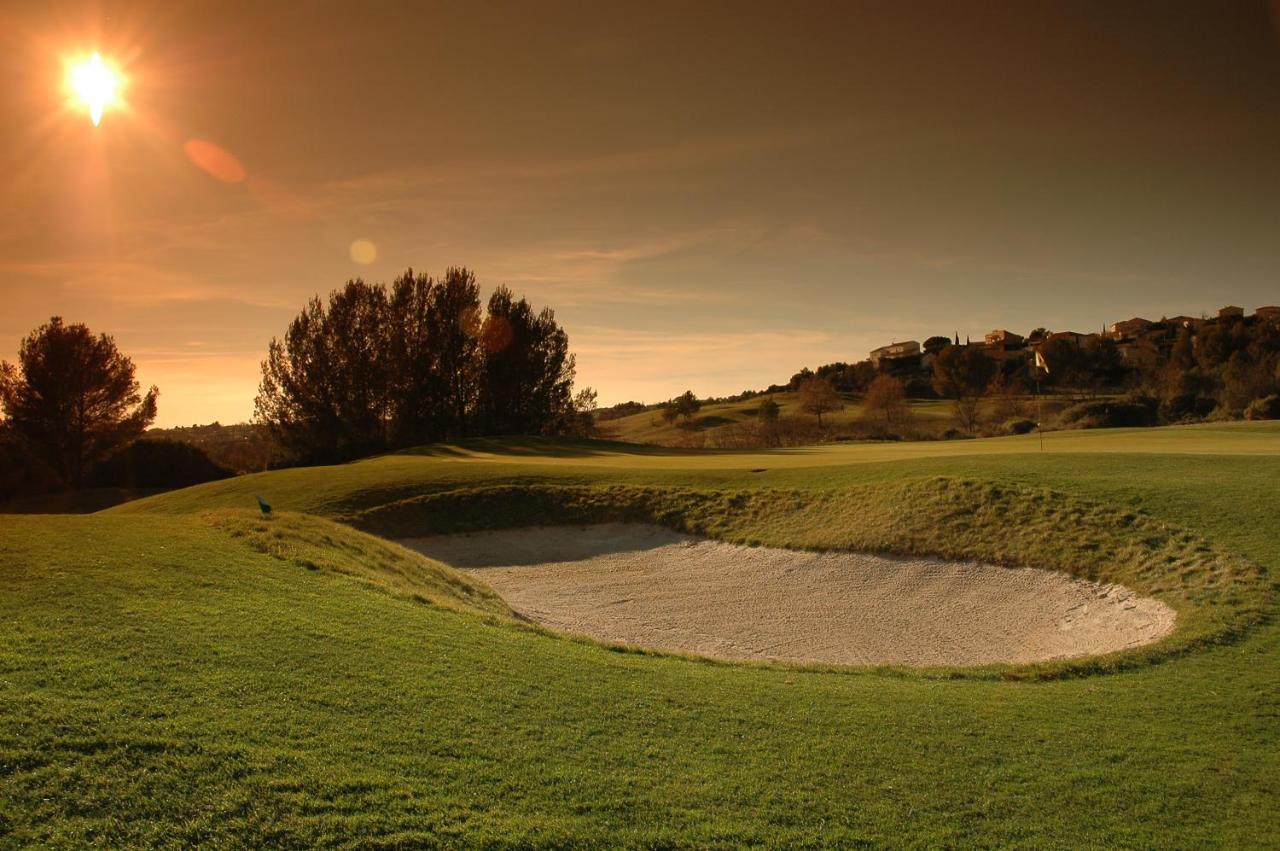 ז'וביניה Hotel Golf Fontcaude מראה חיצוני תמונה