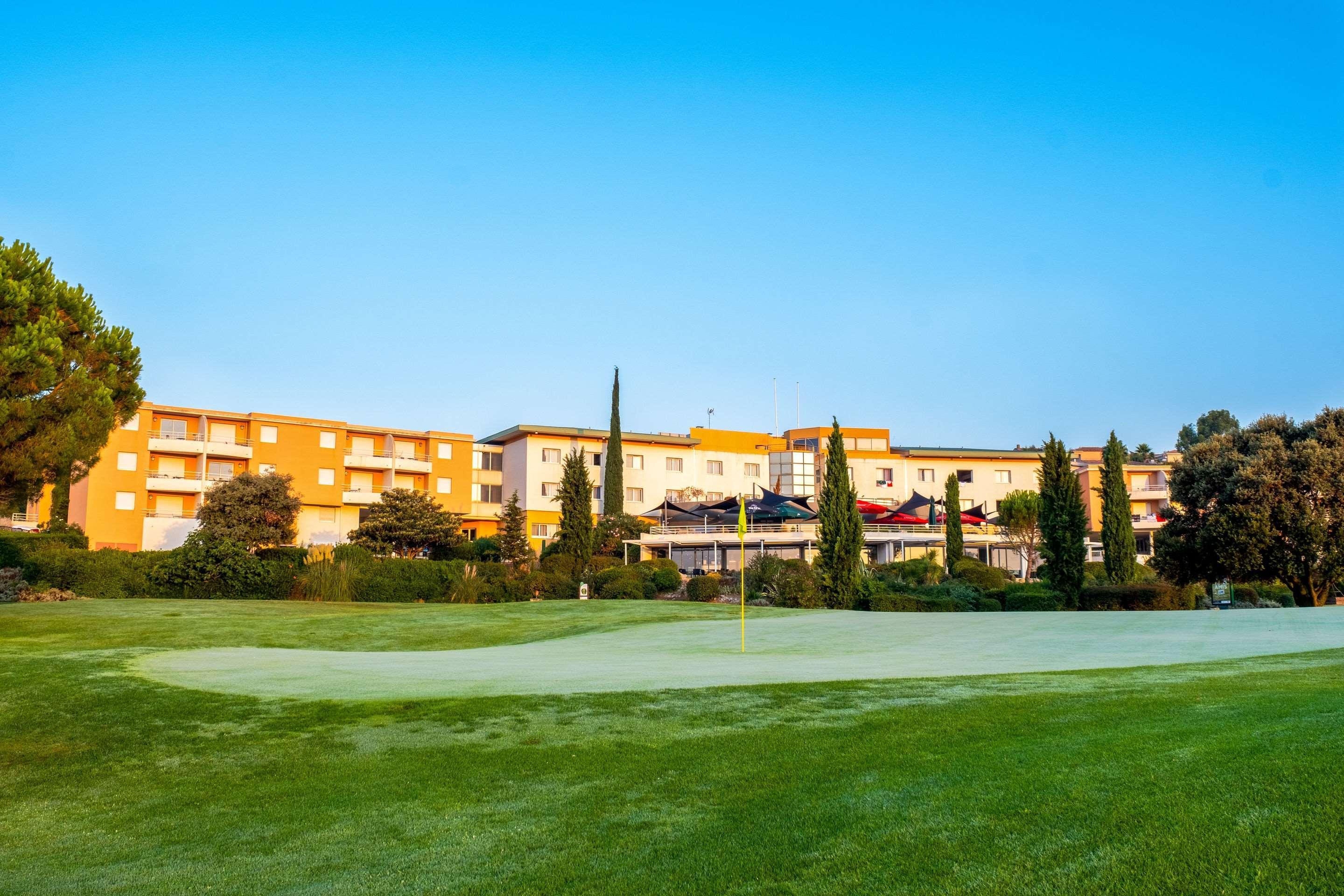 ז'וביניה Hotel Golf Fontcaude מראה חיצוני תמונה