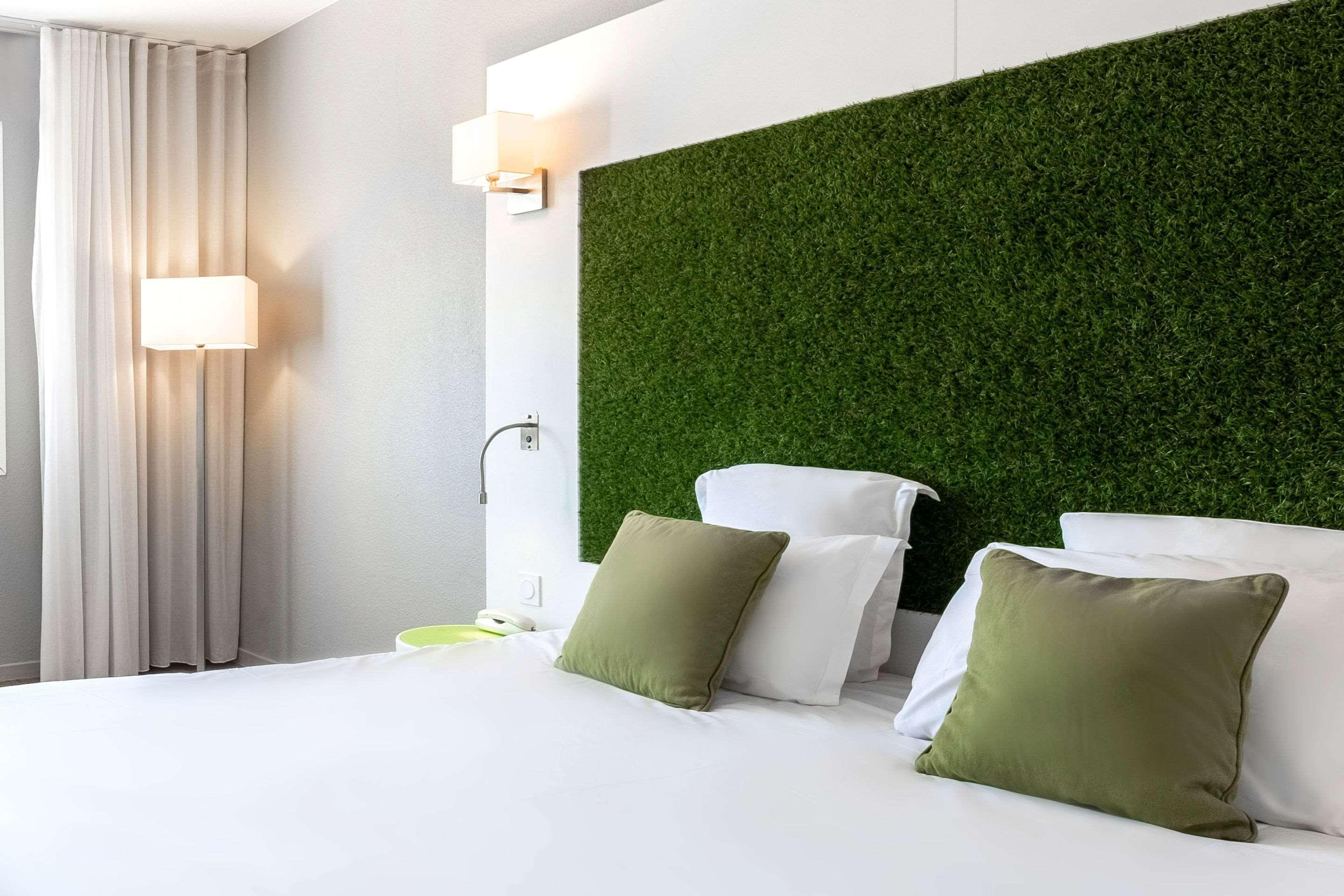 ז'וביניה Hotel Golf Fontcaude מראה חיצוני תמונה