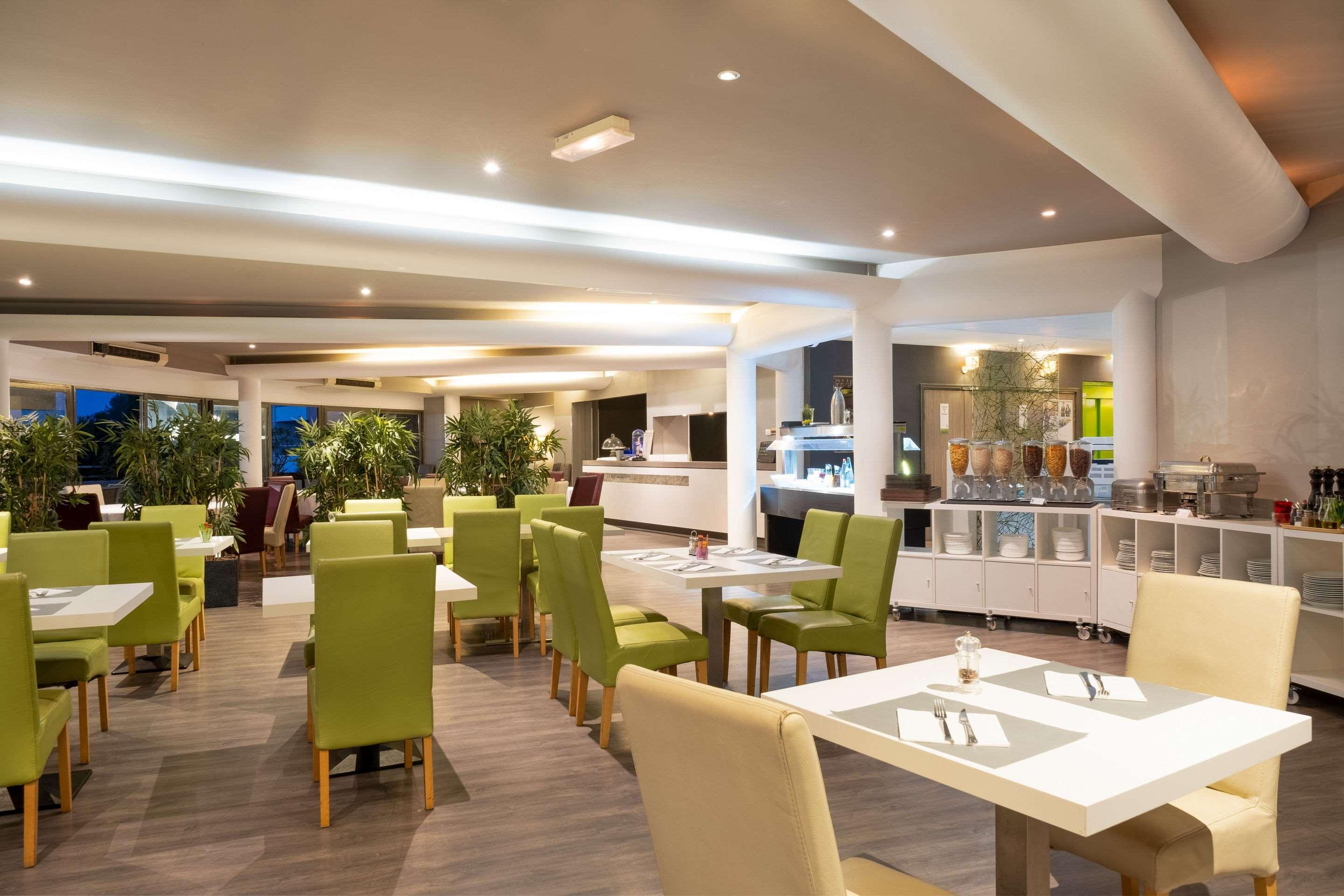 ז'וביניה Hotel Golf Fontcaude מראה חיצוני תמונה