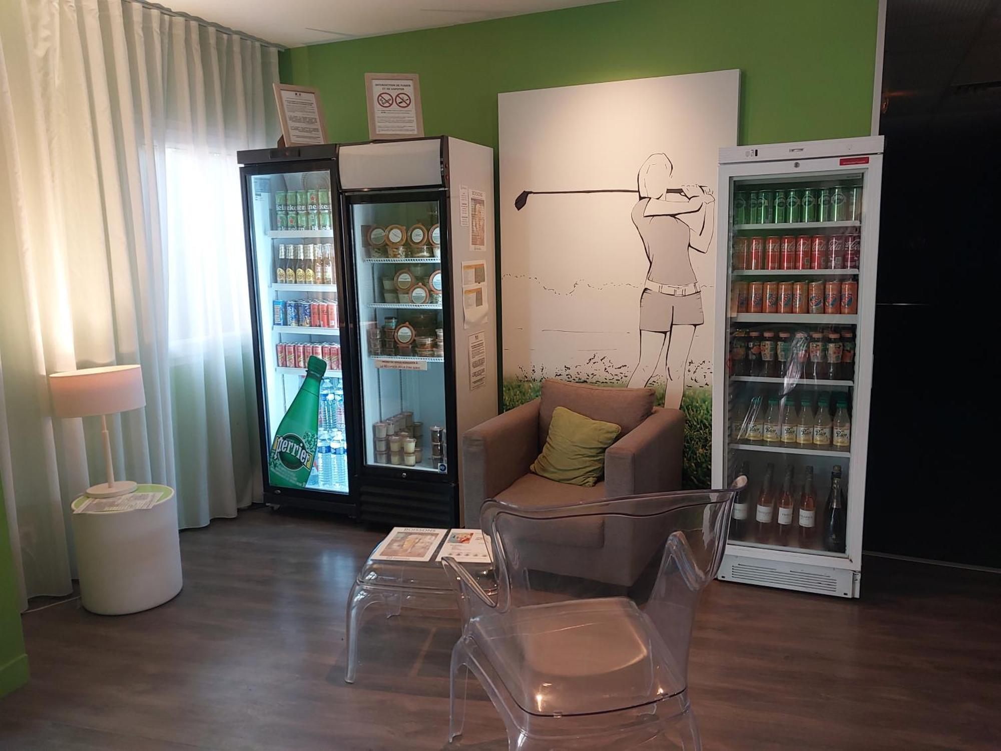ז'וביניה Hotel Golf Fontcaude מראה חיצוני תמונה